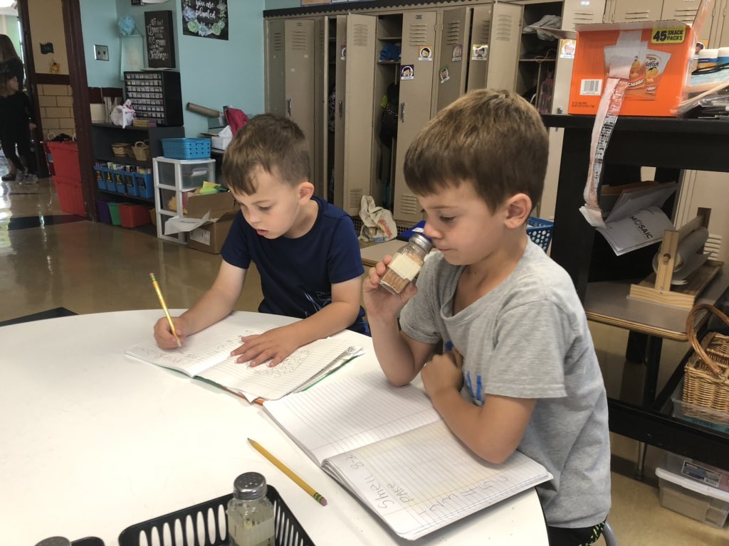 MeyersTeach's tweet photo. Finished our study of the 5 Senses with a “Smell-a-tivity.” @MOSAIC_STL @MehlvilleSD https://t.co/vPRSdTl1BK