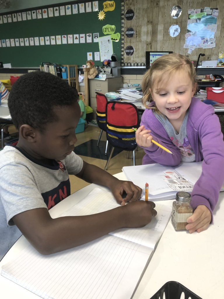 MeyersTeach's tweet photo. Finished our study of the 5 Senses with a “Smell-a-tivity.” @MOSAIC_STL @MehlvilleSD https://t.co/vPRSdTl1BK