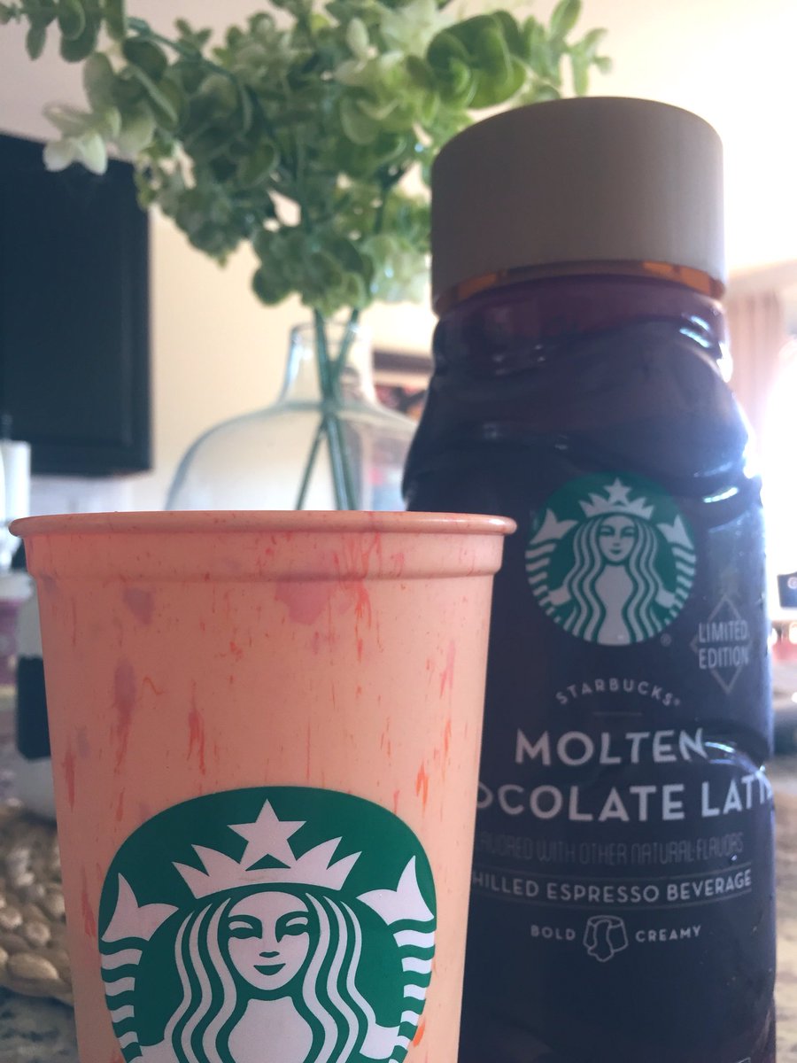 SarahHoover24's tweet image. Trying not to be basic in basic season. 😉😜 Iced @Starbucks in an orange cup bc it’s 90 degrees out, still technically summer, but you’d think it was fall based on food and store products available. #starbucks #itsstillsummer #notthatbasic