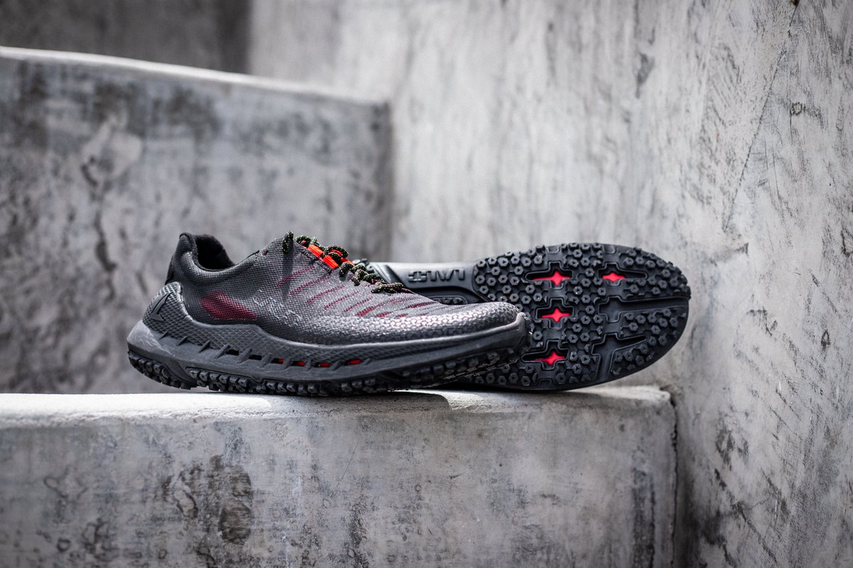 LALOTactical's tweet photo. The Zodiac Recon AT is an over-sized, rugged running shoe with lightweight component construction and responsive geometry. It provides a quick and responsive ride for off-road terrain.

#TheOnlyEasyDayWasYesterday #LALOShoes 
#LALOtactical #running #hike #sportswear 
#innovation https://t.co/kWopqNH2hi