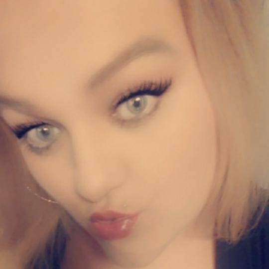 Live broadcasting community
liveme.com/us/m/v/1567532…