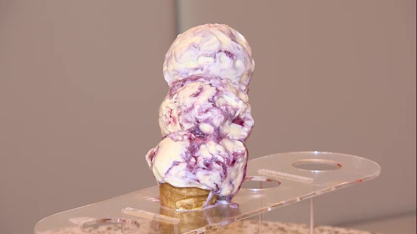 Chronicle5's tweet photo. Follow the melting cones! @NEstaphan maps out her own ice cream trail, from western Mass to Cape Cod to Cambridge.  @Herrells #IceCreamBarn @UhlmansIceCream #PolarCave @oddfellowsNYC @tosci @IceCreamGracies @CabotsIceCream @CloudCreamery @anthonyeverett @shaynaseymour 7:30 #wcvb https://t.co/YYXX0BfQWS