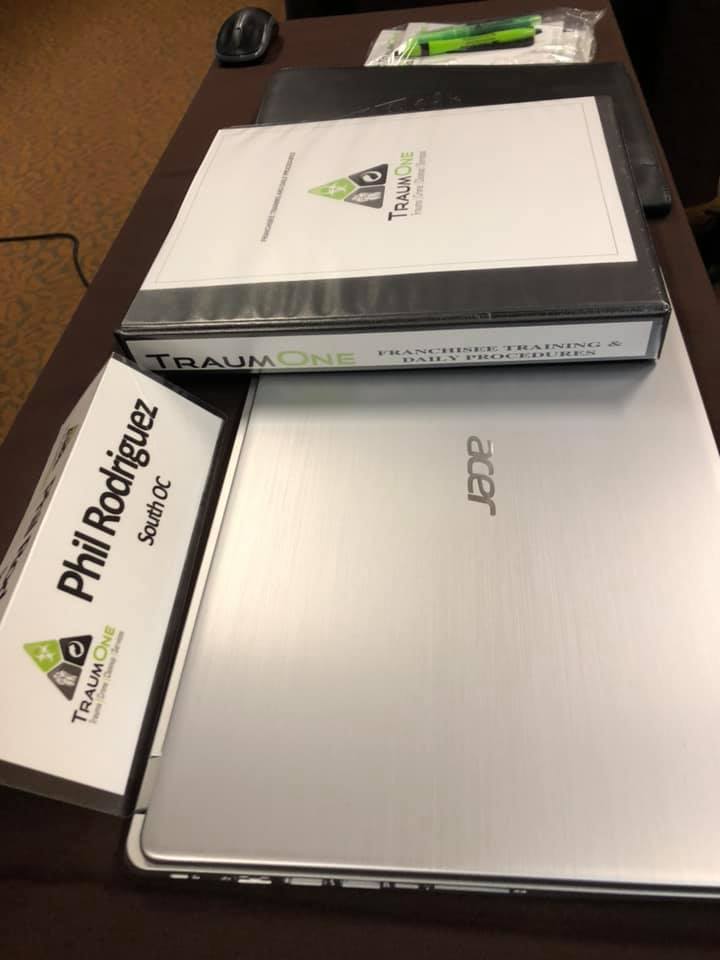 TraumOne's tweet photo. Today is an extremely special day for the #TraumOne team, today is the very first franchisee training for our newest family members!

We want to thank everyone who has made this possible! #CompassionFirst https://t.co/pBT6IUjUuM