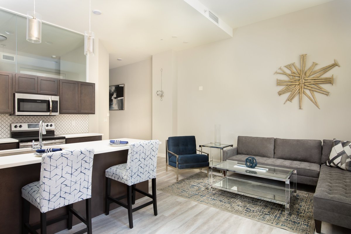 AthlonCAC's tweet photo. 🚨🚨 LEASING SPECIAL 🚨🚨 Receive 1 month FREE on a 13-month lease. Must move-in by 9/30. Waived application fees and $99 security deposit on all suite rentals! #liveinluxury #leasingspecial #onemonthfree #callfordetails #comevisitus https://t.co/fU2eidAhHb