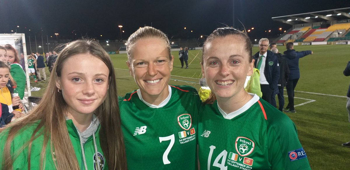 mickeyjmcnamara's tweet photo. Looking after their supporters, #cogig https://t.co/N57AujVscF