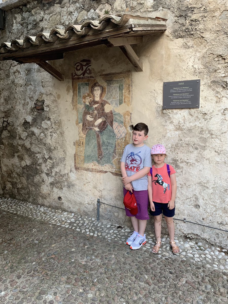 Amy Victoria tweet media