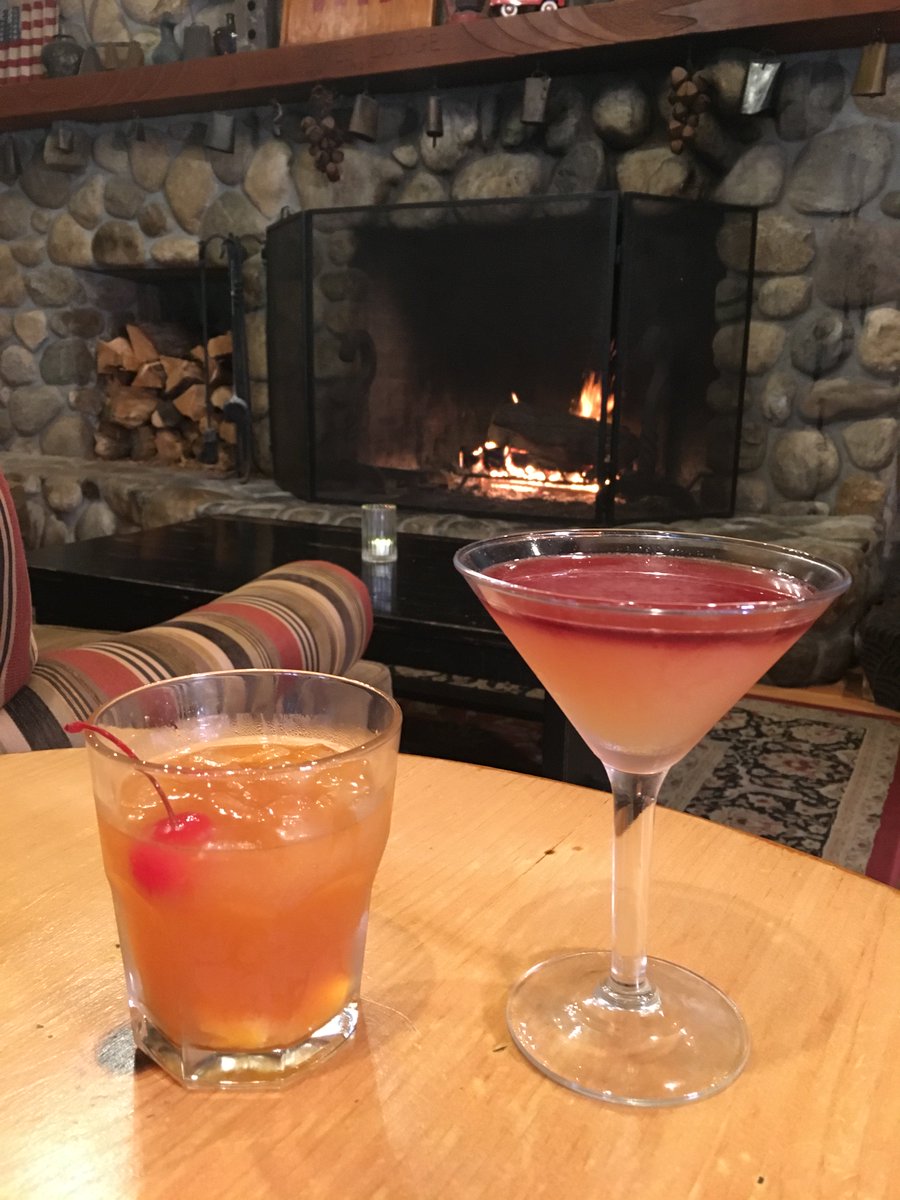Our Fireside Lounge is a great place to relax and enjoy a drink, plus we have have live music every single night! 

See our menu and entertainment schedule here: loom.ly/05IjDWo
