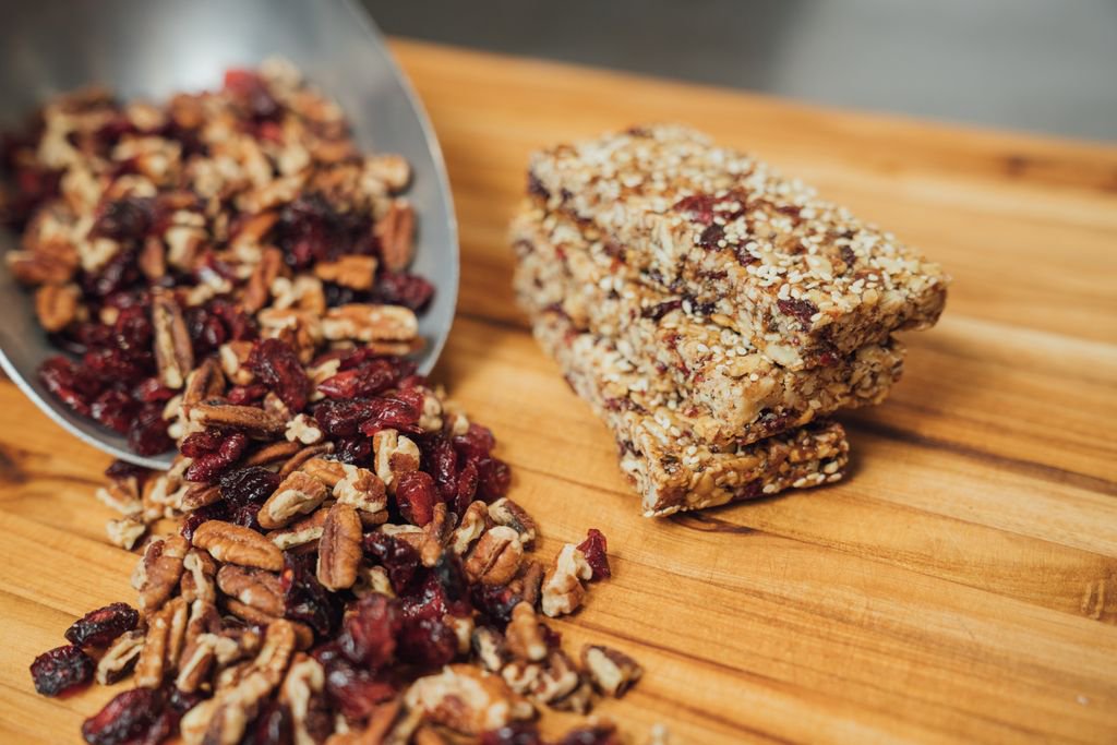 TaosBakes's tweet photo. Are you tired of those blended up lumps that pass for a snack bar? Us too. We believe you always deserve amazing taste, whole ingredients, and no fillers.
One thing's for sure, no one deserves to live in The Blandlands 👊 👊 👊
#TaosBakes #LoveYourFood #BringBackTaste https://t.co/97TEpfke5I