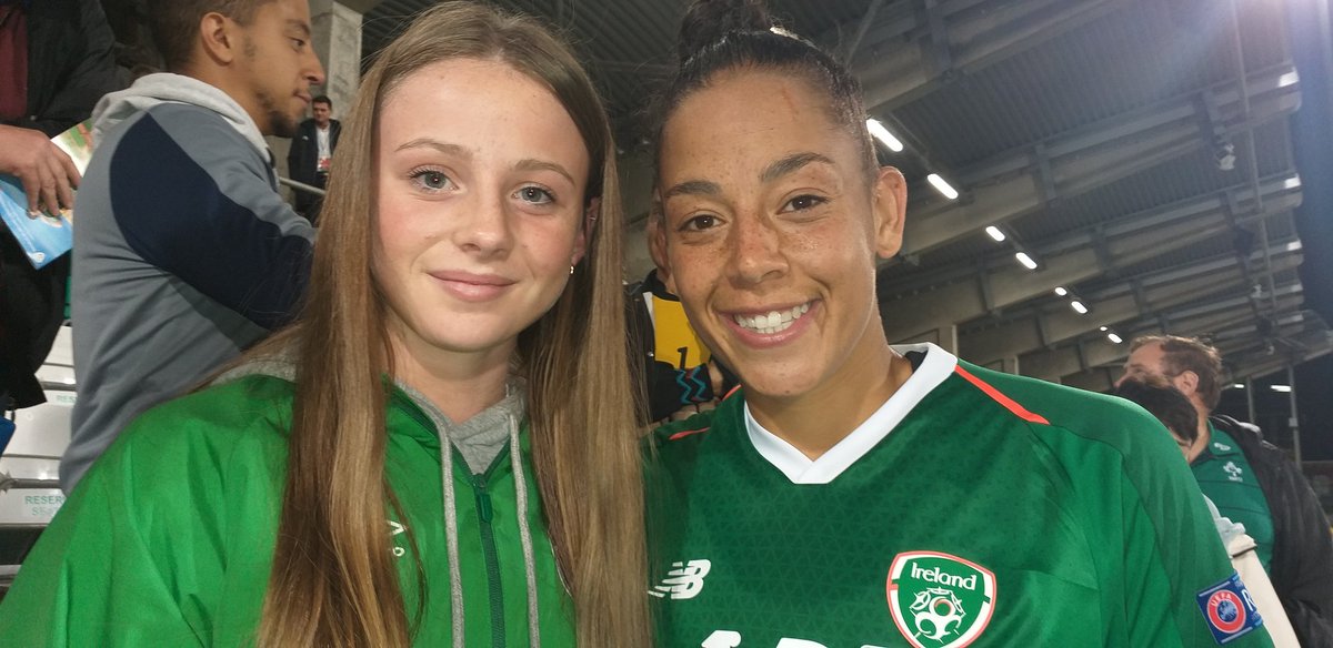 mickeyjmcnamara's tweet photo. Looking after their supporters, #cogig https://t.co/N57AujVscF