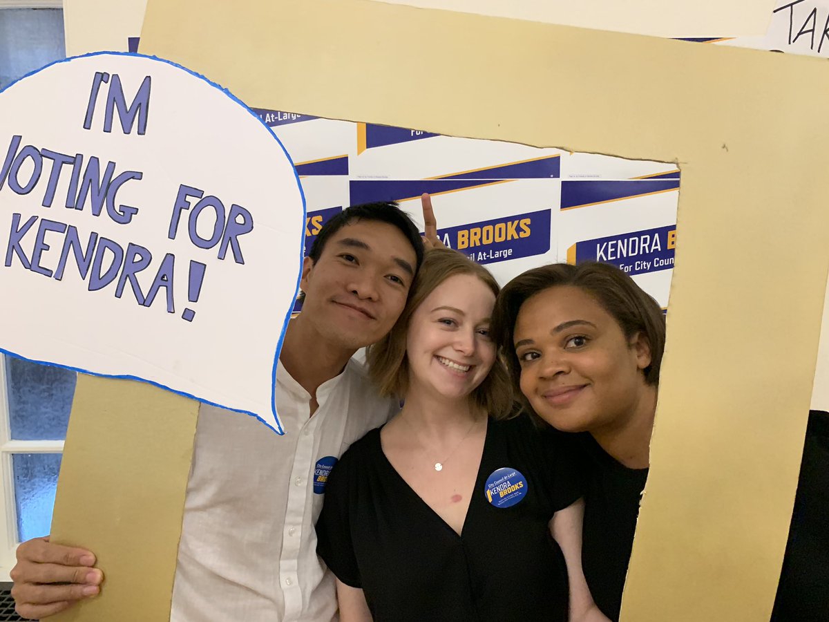 mkmccleery's tweet photo. It’s @kendraforphilly time bay-bee!!!!!
Did you know we can elect Kendra on Nov. 5 and kick a Republican off City Council? The progressives are up to it again!! #KendraforPhilly https://t.co/3qxU3XLWbn