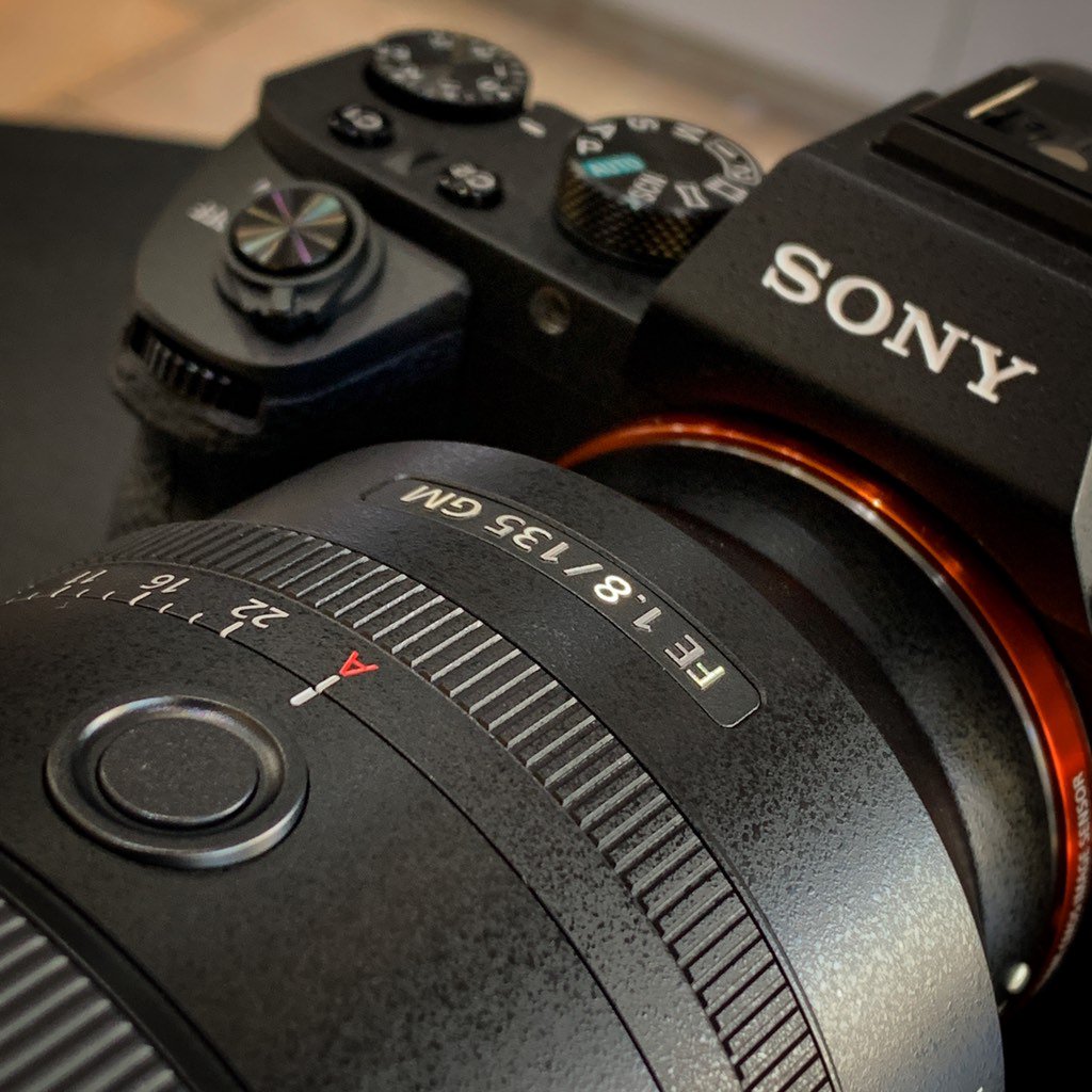 firesidecamera's tweet photo. Shoot stunning bokehs with the Sony 135mm GM! Now in stock!
•
#sony #sonyfe #sonygm #bokeh #portraitlens https://t.co/X81bEFwMIw