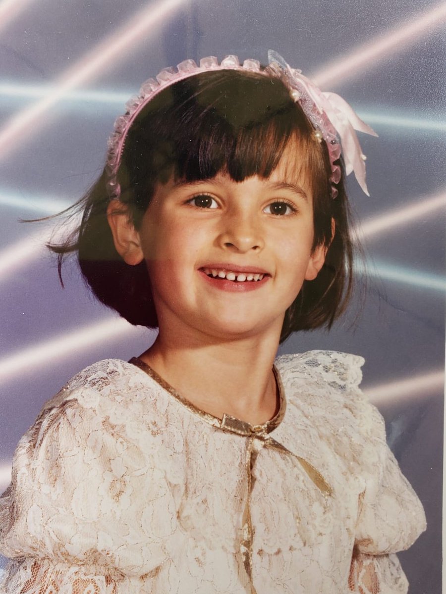 CBCToronto's tweet image. Expectation vs. reality — when you're not allowed to choose your picture day outfit. Can you guess who this reporter is? #cbcto #BackToSchool2019
