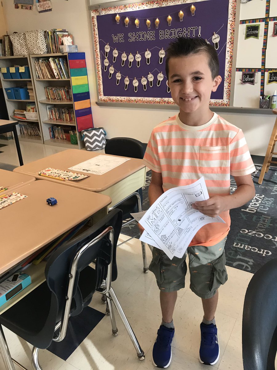 Mjonesges's tweet photo. #CRFirstDay https://t.co/TwfdiGN5Qv