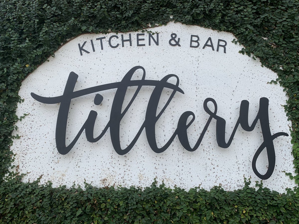 chemelnalis's tweet image. When you can’t agree on which restaurant you would like to go to, you simply go to both! @chemelnalic #foodies #weekendmeals