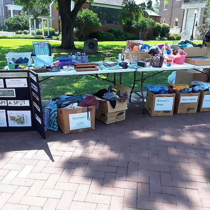 Sustain_USM's tweet photo. Tom, swing by Shoemaker Square from 12-3pm for Swap Table! This bring an item, take an item event is held the first Wed & Thurs of the month. So come trade old items for something new or needed! #sustainsouthernmiss #SMTTT #reduce #reuse #recycle #freestuff #swaptable #ecoeagles https://t.co/Q3MIZiHZzl