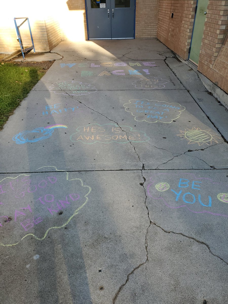 HagueElementary's tweet photo. It was a great first day at HES filled with building relationships, teamwork, and sunny skies! ☀️😎 https://t.co/Rjhmq8gSCv