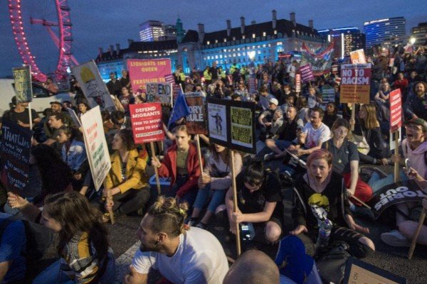 socialistworker's tweet photo. Defeat for Johnson should clear way to a general election #ToriesOut  https://t.co/JSWMcIn1wd via @SocialistWorker https://t.co/B44WF83YDR
