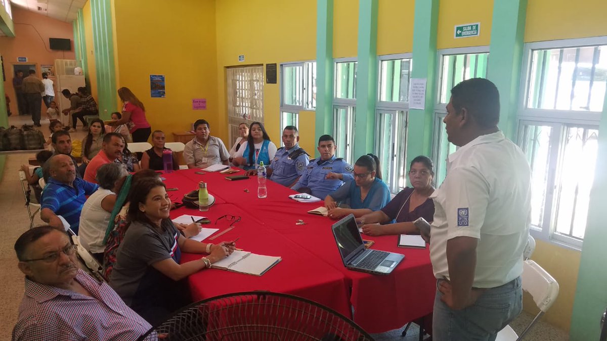 sernaHN's tweet photo. #MiAmbiente+ a través del #ProyectoAdaptarC realizó Reunión técnica planificación con fuerzas vivas del municipio de San Antonio de Oriente para implementar el Distrito Valles y Montañas @adaptationfund @PNUDHN #DondeTodosSomosParte @JoseAGaldames @theGEF https://t.co/Zqu6WmOMcd