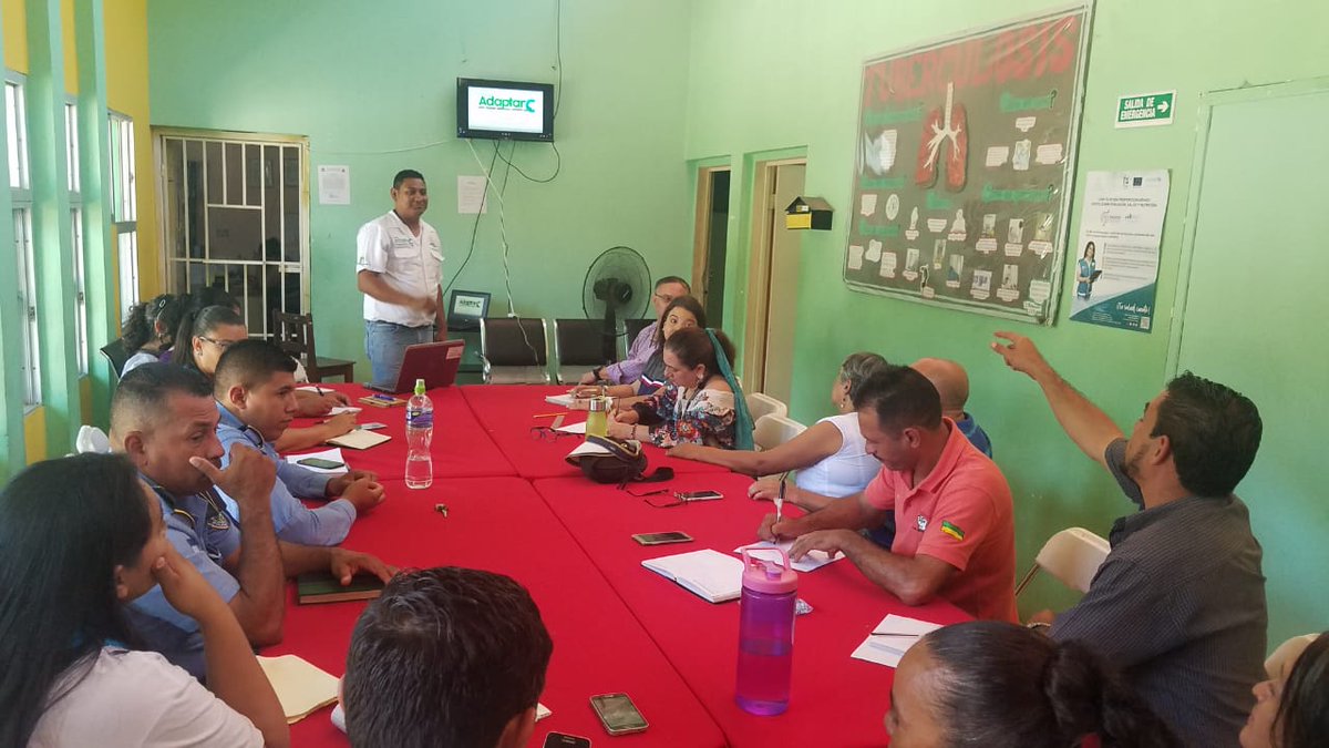 sernaHN's tweet photo. #MiAmbiente+ a través del #ProyectoAdaptarC realizó Reunión técnica planificación con fuerzas vivas del municipio de San Antonio de Oriente para implementar el Distrito Valles y Montañas @adaptationfund @PNUDHN #DondeTodosSomosParte @JoseAGaldames @theGEF https://t.co/Zqu6WmOMcd