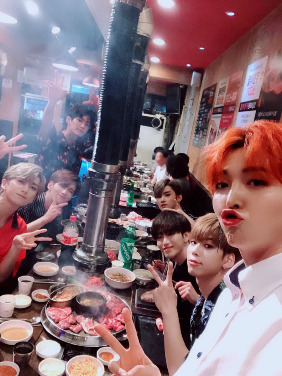 Target_France's tweet image. TWIT | 190901
#제스 #Zeth 

Traduction en photo ~ 

Cr: @TARGET7_K
🇫🇷: @Target_France 
#TARGET #Hyun #Seulchan #Boun #GI #Woojin #Roi