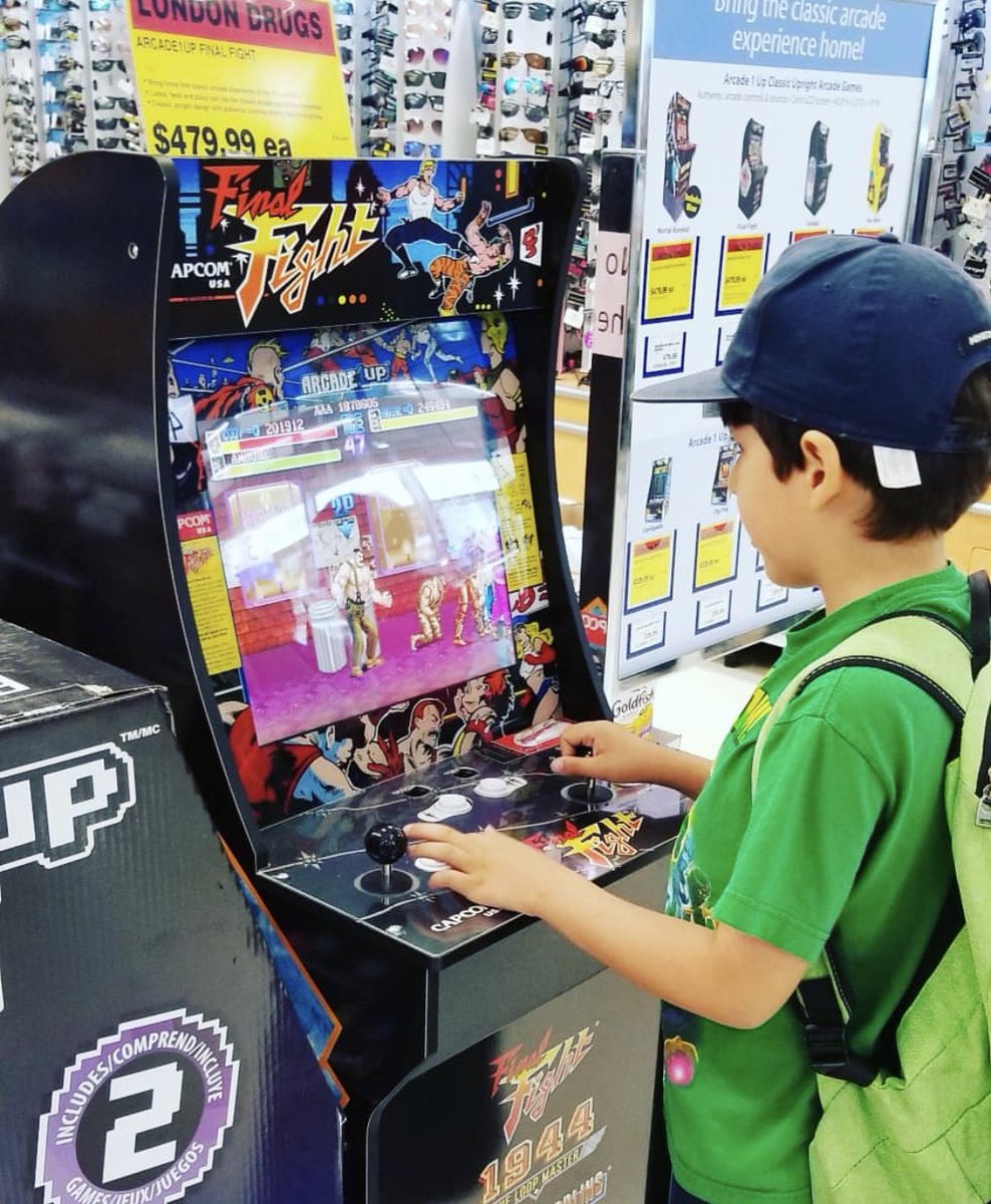 Check out these #oldschool #ARCADE1UP games for after school play! (Homework first though!)What have you recently #foundatlondondrugs?
📷: motherofcatsplusone/IG