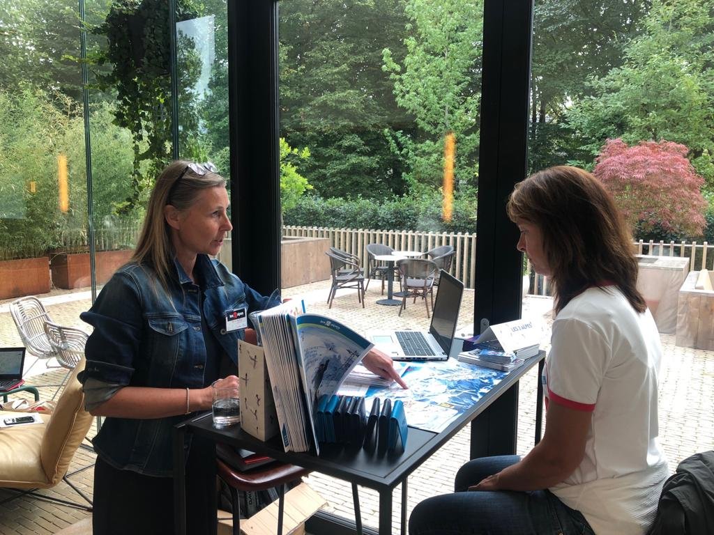 Lancement de l'hiver 2020 pour <a href="/2ALPES/">LES 2 ALPES</a>  ! Les stations de ski françaises en workshop presse à Amsterdam avec France Montagnes et Atout France Pays-Bas ! Merci à toutes les équipes organisatrices et les médias présents.
<a href="/FranceMontagnes/">francemontagnes</a> @FrankrijkFansPR #francefr #fransebergen