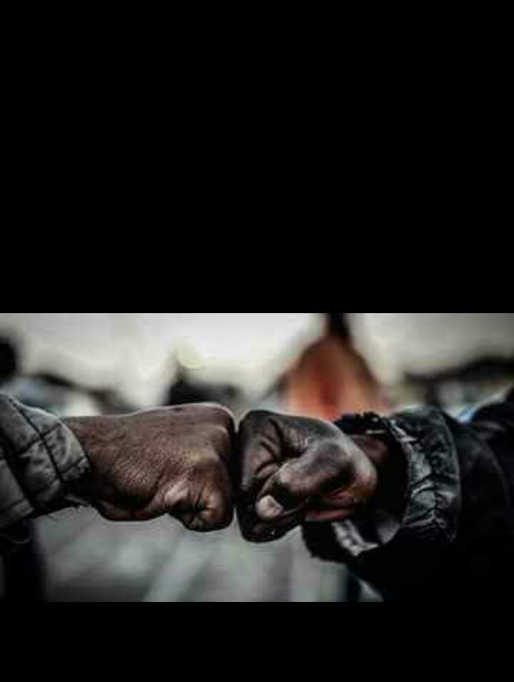 ForeverDarkie's tweet photo. #SayNoToXenophobiaAttacks #SayNoToXenophobia

African lives MATTERS https://t.co/I2lyE9XFLZ