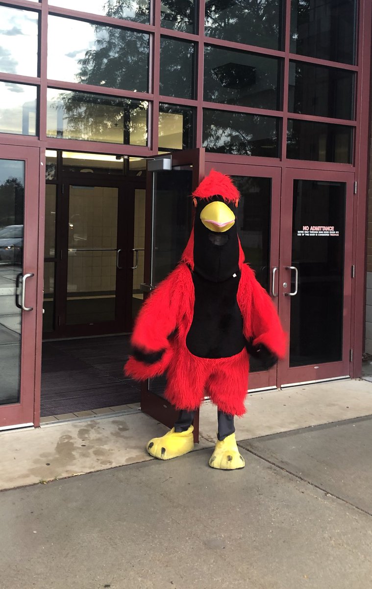Redbird welcomed the middle schoolers back to school on this rainy morning.  #DPride
