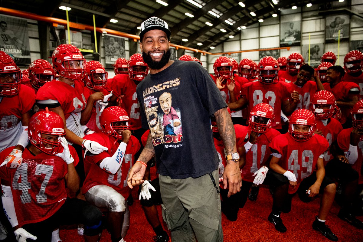 Browns's tweet photo. After their football program was dissolved in 2010, Chaney HS is officially back for the 2019 season.

To help celebrate their return, @obj surprised the whole team after practice with his new @Nike Air Max 720s 👟 https://t.co/SU0M1r1xNF
