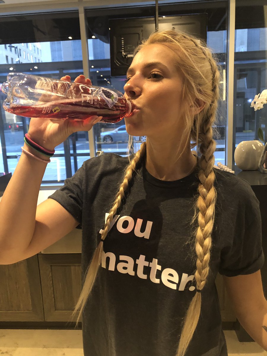 Brandmpls's tweet photo. Thirsty? Get yourself some @SparklingIce https://t.co/FdLf3FxYwq