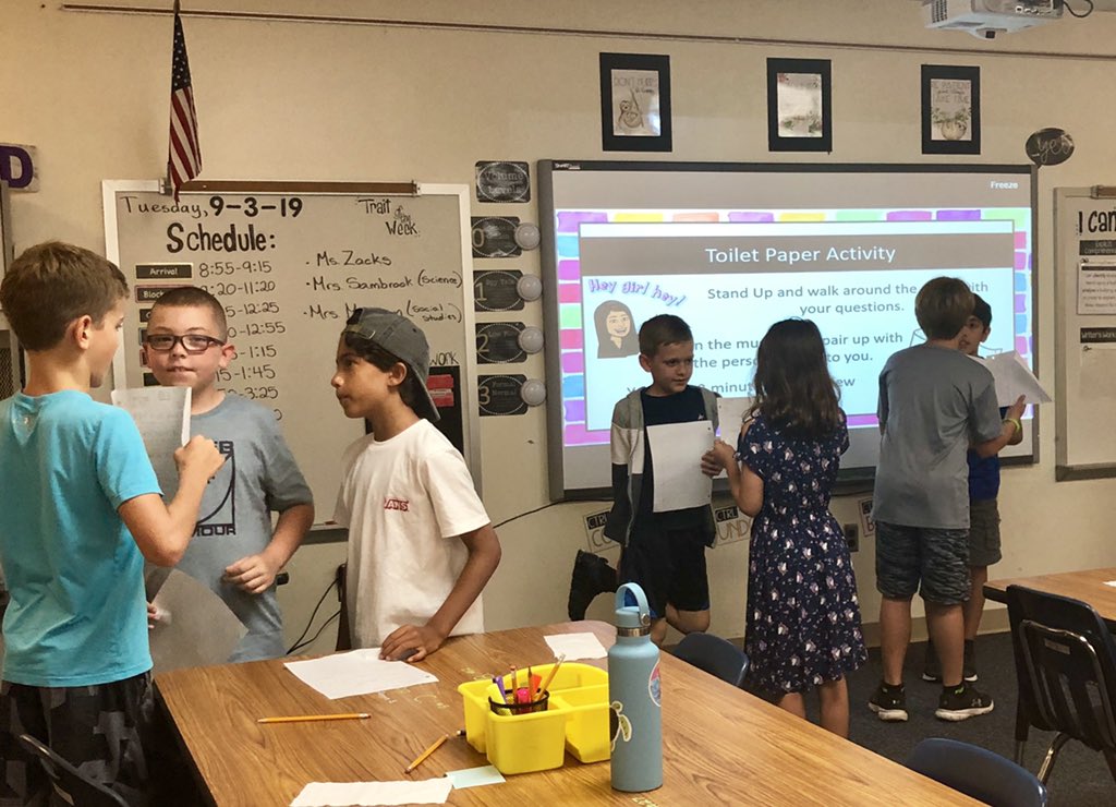 CentralES_5th's tweet image. Getting to know our classmates and our teacher is so much fun! @CentralESaacps #AACPSBack2Awesome #firstdayof5thgrade