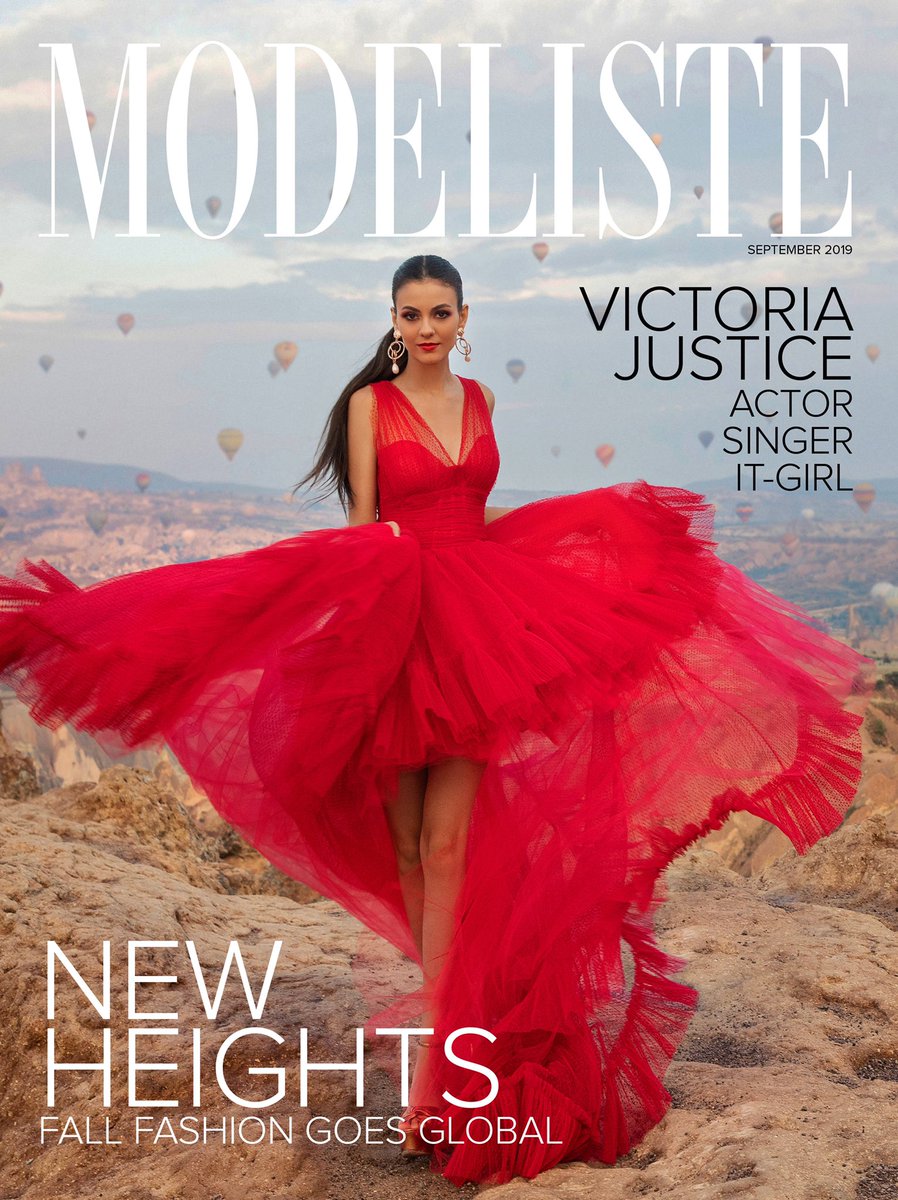 Thank you for the dual covers @ModelisteMag❣️ We shot in Cappadocia, Turkey and it was so magical.. ✨ The hot air balloons had me like 🔥🎈😳😍. Beyond excited for you all to see more pics! 
Which cover do you like more, 1 or 2?