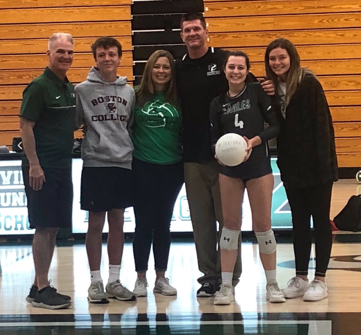 TeamIndianaVB's tweet photo. π²π²π²congrats to @annnamurphy on 1,000 DIGS! Amazing achievement, so proud of all your hard work!! Wow! #tination #1000digs #diggingmachine #volleyball #FlyEaglesFly @ZionsvilleVB https://t.co/ZgMGdKaaXm