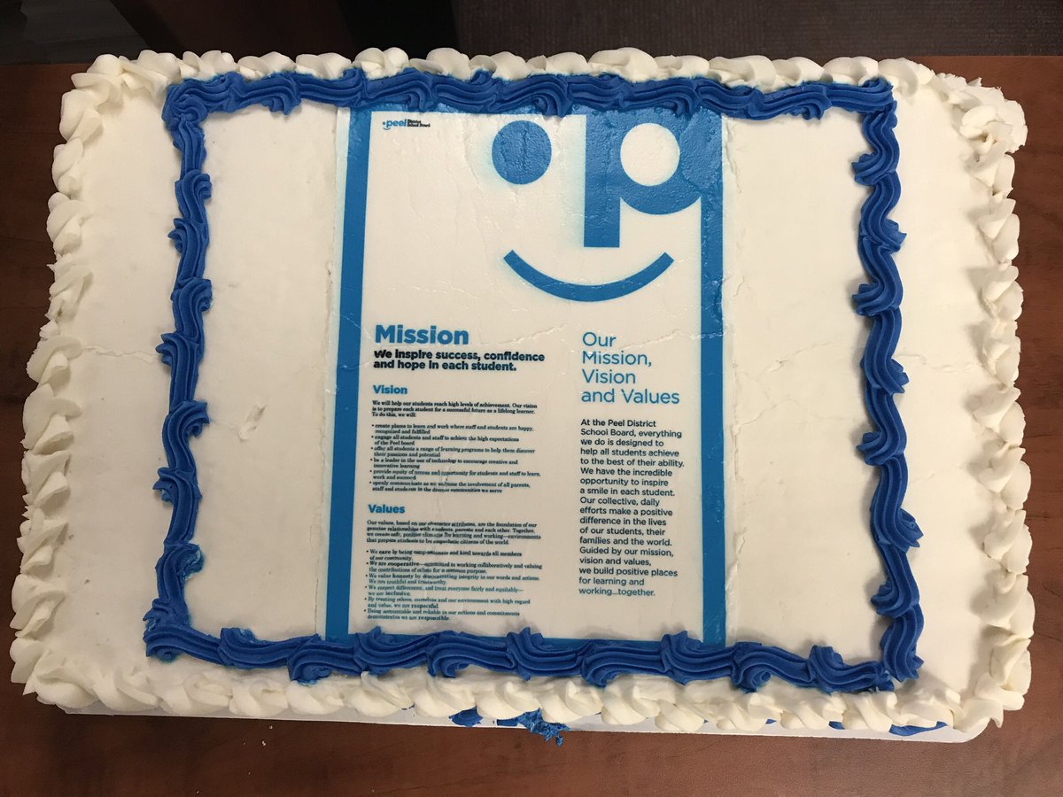WilsonLynBurke's tweet photo. #PeelFirstDay meant cake in HR 😋So much work behind the scenes throughout the summer to assist in getting the schools and staff ready for a new @PeelSchools year. Best #peelfam 🥰 https://t.co/3I8irIuEL8