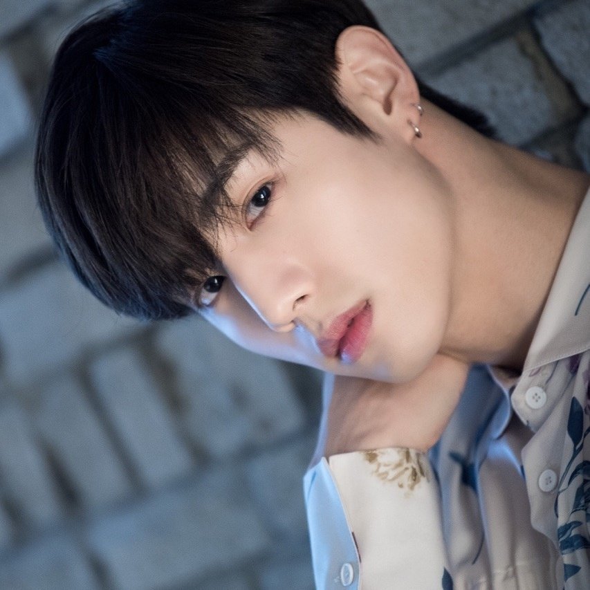philconcerts's tweet photo. HAPPIEST BIRTHDAY to MARK TUAN of #GOT7 🎉

See Mark and the rest of GOT7 back on Philippine concert stage on October 26 at the SM Mall of Asia Arena for #KeepSpinninginManila presented by @PULPLiveWorld ✨ Excited, Ahgases? 😉 

#HappyXXVIIMarkTuan https://t.co/Q5q6EbNUND