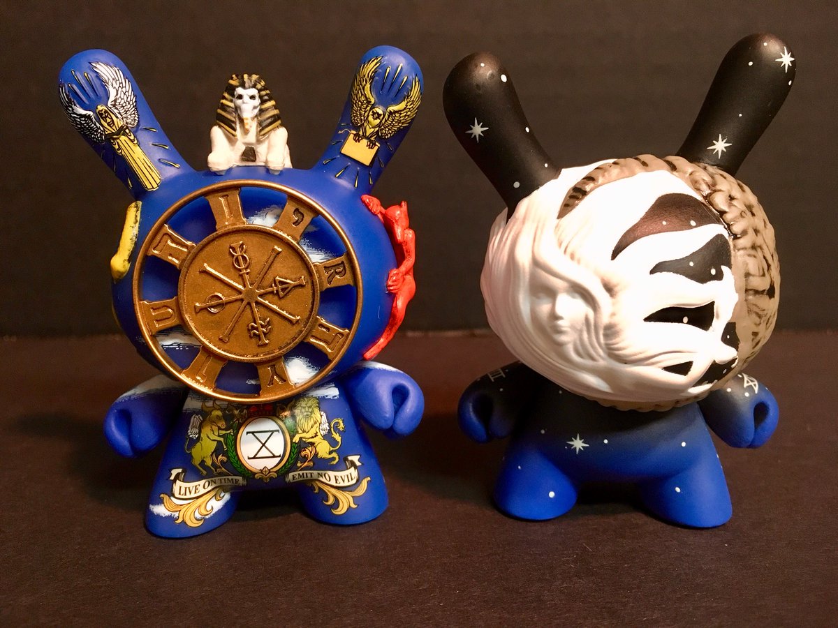 GriffinJGaw's tweet photo. #ArcaneDivination series 1 by @Kidrobot
Got the complete series! No Devil, though😢
video coming soon.
#vinyltoy #softvinyl #Dunny #minifigs #Kidrobot #tarot #mystic https://t.co/vha6y7m1g5