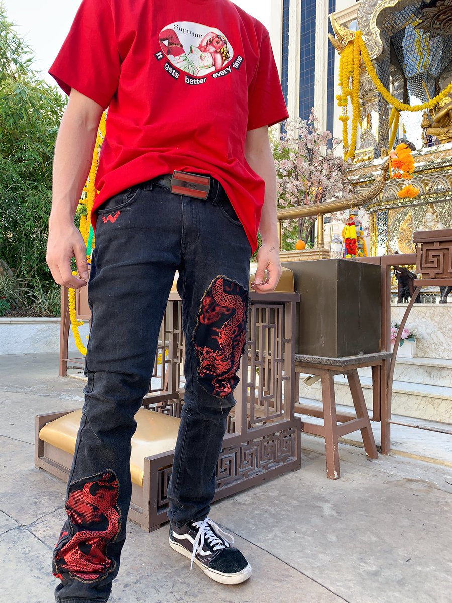 tracekoleary's tweet photo. DONT SLEEP ME AND MY GF BRAND COMING UP!! #WingItStyle find it @wingitstyle on Instagram! https://t.co/aGsB1hkNEm