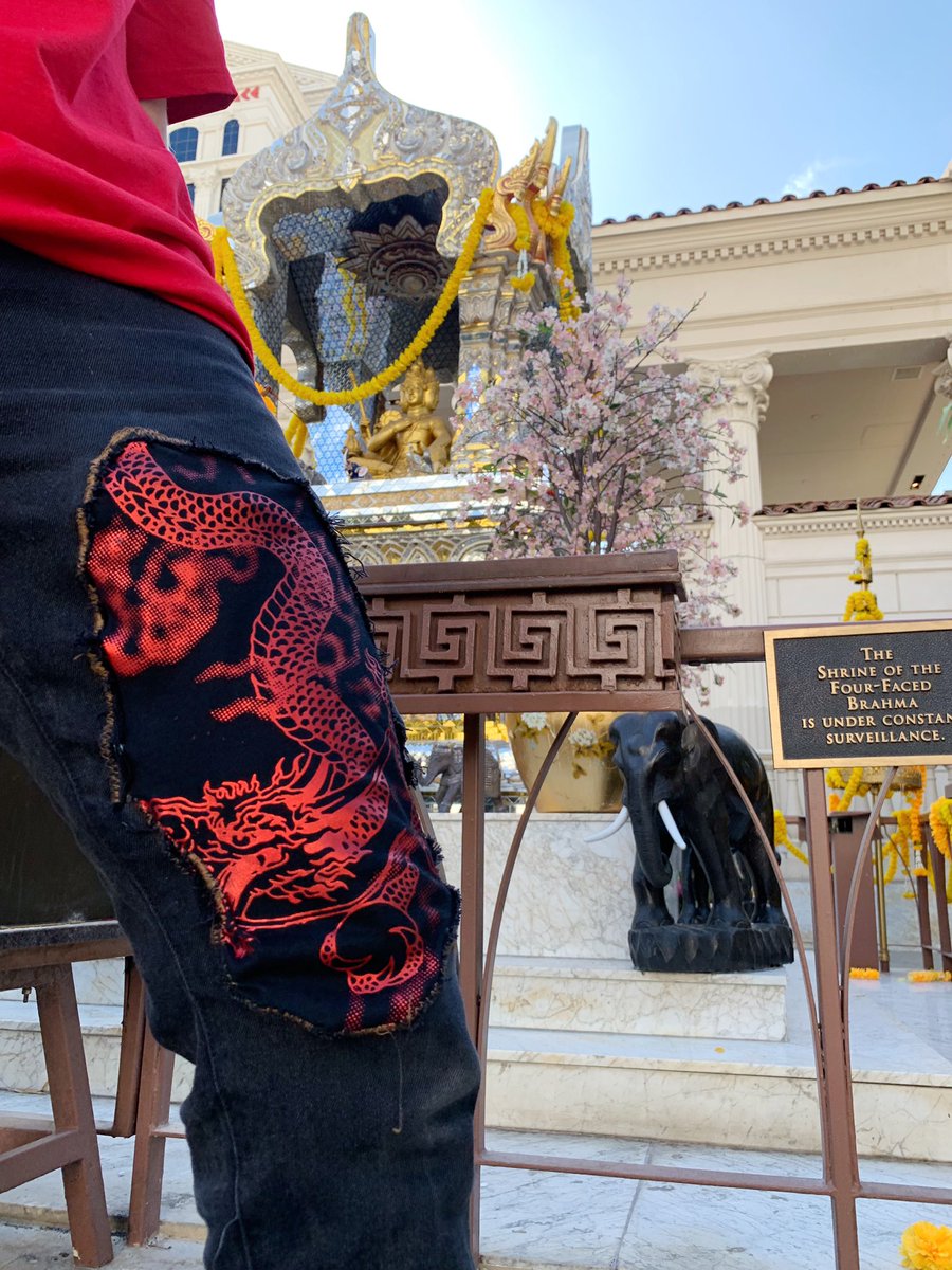 tracekoleary's tweet photo. DONT SLEEP ME AND MY GF BRAND COMING UP!! #WingItStyle find it @wingitstyle on Instagram! https://t.co/aGsB1hkNEm