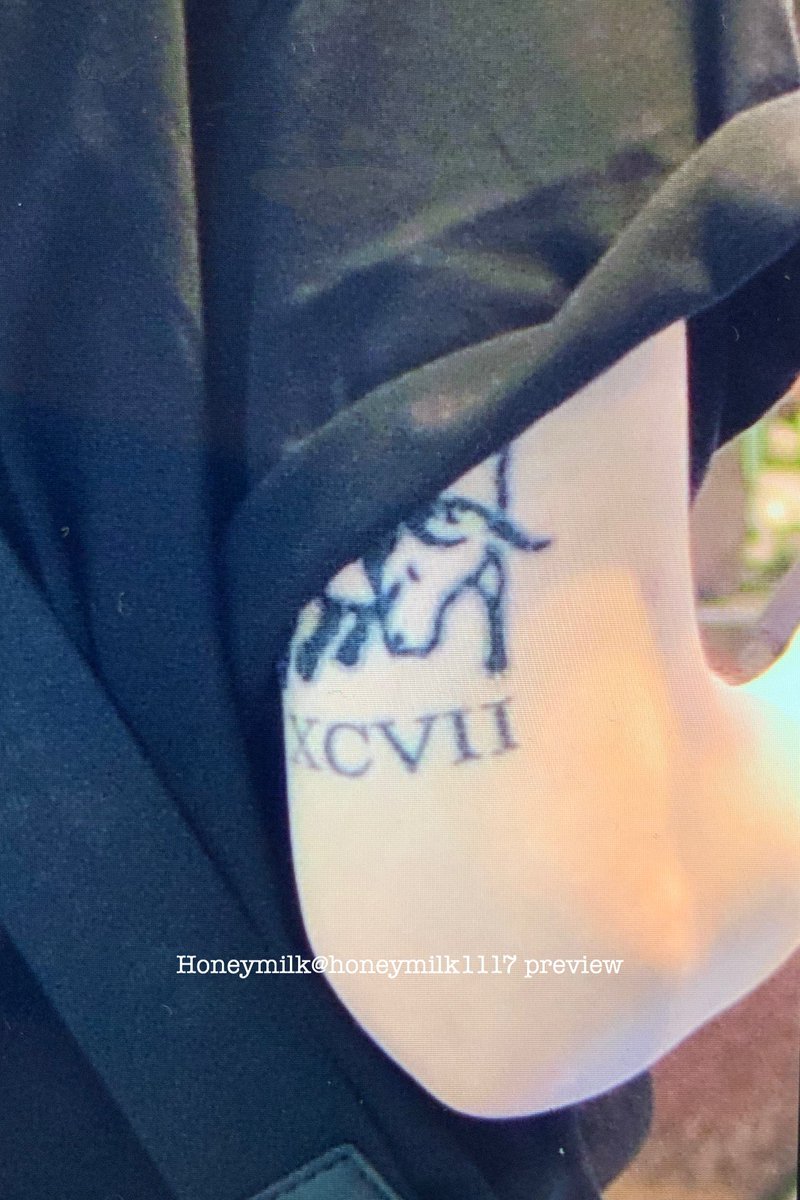 honeymilk1117's tweet photo. 190904 ICN
황소⁇🤔
#유겸 #Yugyeom #GOT7 https://t.co/oQkmulH7dT