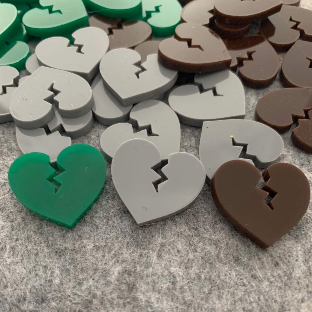 BeamGeeks's tweet photo. Did you know you can order most of our stuff as custom products? These heartbreak tokens were tweaked to match Robinson Crusoe by a customer's request. Have something in mind? Hit us up! 

#boardgamebling #boardgametokens #boardgameupgrades #robinsoncrusoe #boardgames https://t.co/dp7yqeEtKj
