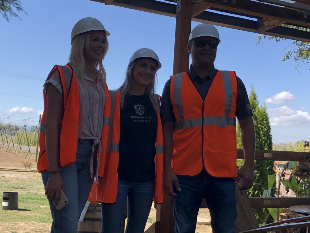 10-Time Series champion <a href="/DonnySchatz/">Donny Schatz</a> spent the afternoon <a href="/ColemanAgOregon/">Coleman Agriculture</a> to check out this season’s #OregonHops harvest and talk about his career with writer Steve Marsh.

See Schatz go for another win <a href="/WillametteSpdwy/">Willamette Speedway</a> Wednesday!

Tickets 🎟: trophymotorsports.com/about/