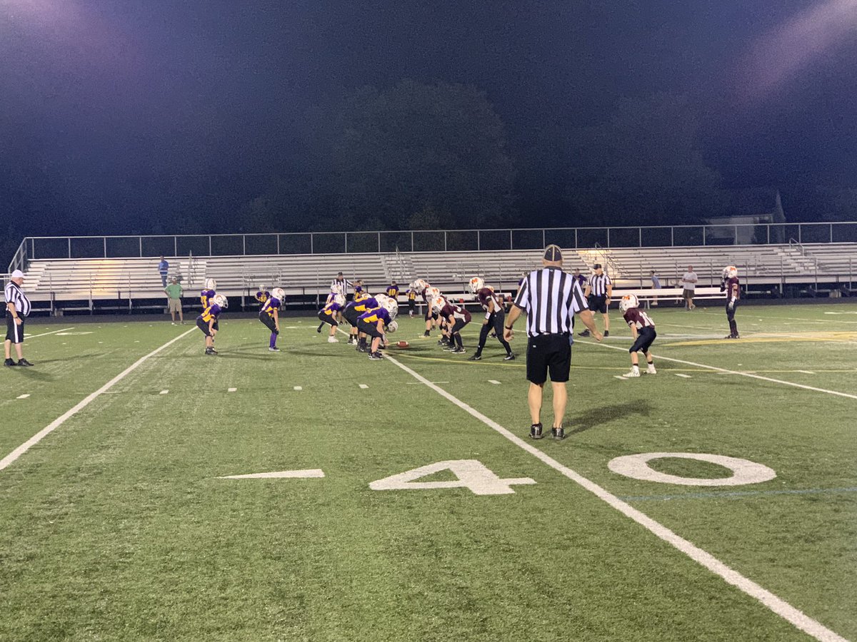 We’re under the lights tonight #ulyflpride #coach #commitment #sports #hardwork #youthcheer #youthfootball #smalltownusa #ulyflfootball ##ulyflcheer