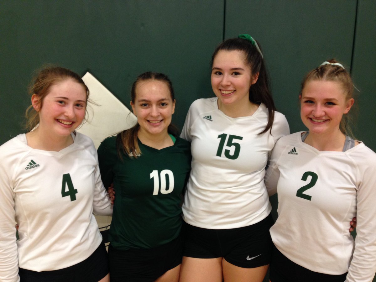 VB: @CloverleafVB 25-25-25, Field 22-21-19 ... Seniors <a href="/mylahm20/">mylah</a> <a href="/CaralineFergus1/">Caraline Ferguson</a> <a href="/kalina_trevino/">Kalina Trevino</a> <a href="/corinacass/">Corina</a> power <a href="/chscolts/">Cloverleaf Colts</a> to upset of previously unbeaten Falcons.