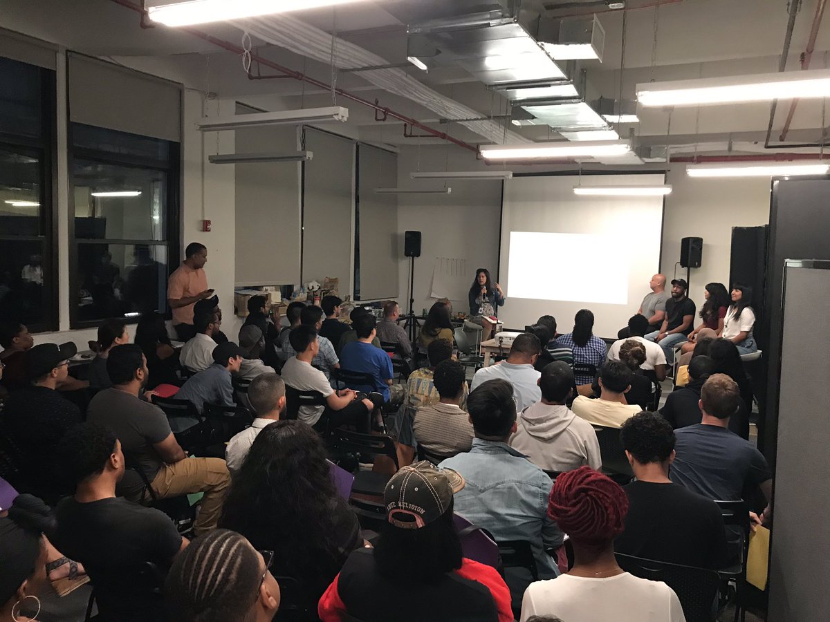 AlexPaul's tweet image. @joinpursuit orientation night for 6.3 and 6.4 classes #fullstackweb #ios