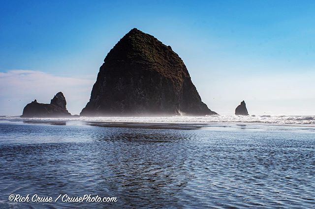 CrusePhoto's tweet image. Beautiful #haystackrock #cannonbeach #oregon . @nikonusa #d500 #nikonnofilter ift.tt/2ZOytV8