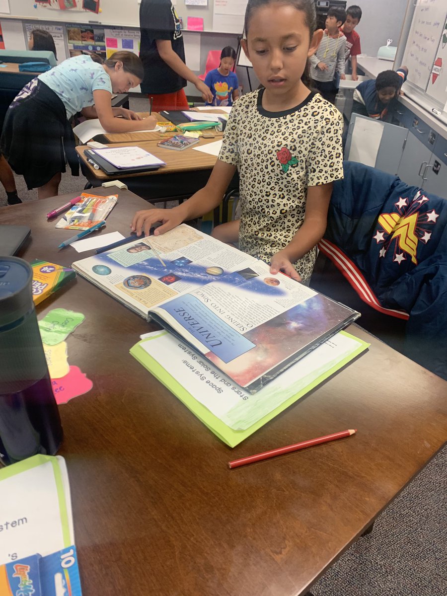 Jessica__Cadena's tweet photo. Today I introduced “Team Tasks” to my students. Thanks to all of their former GLAD teachers it was a refresher day. They quickly took off and started completing their tasks! Expert groups begin tomorrow😄@OCDEProjectGLAD #TrainerInTraining https://t.co/1GicbSXN0F