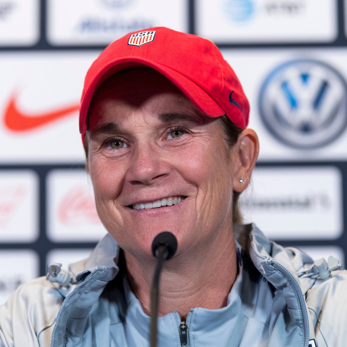 USWNT's tweet photo. Chill stat of the night: with today's win, Jill Ellis ties Tony DiCicco for most wins in #USWNT history.

Current record: 105-7-18.

W I L D 🐐 N U M B E R S 🐐 https://t.co/dWaGszEVxp