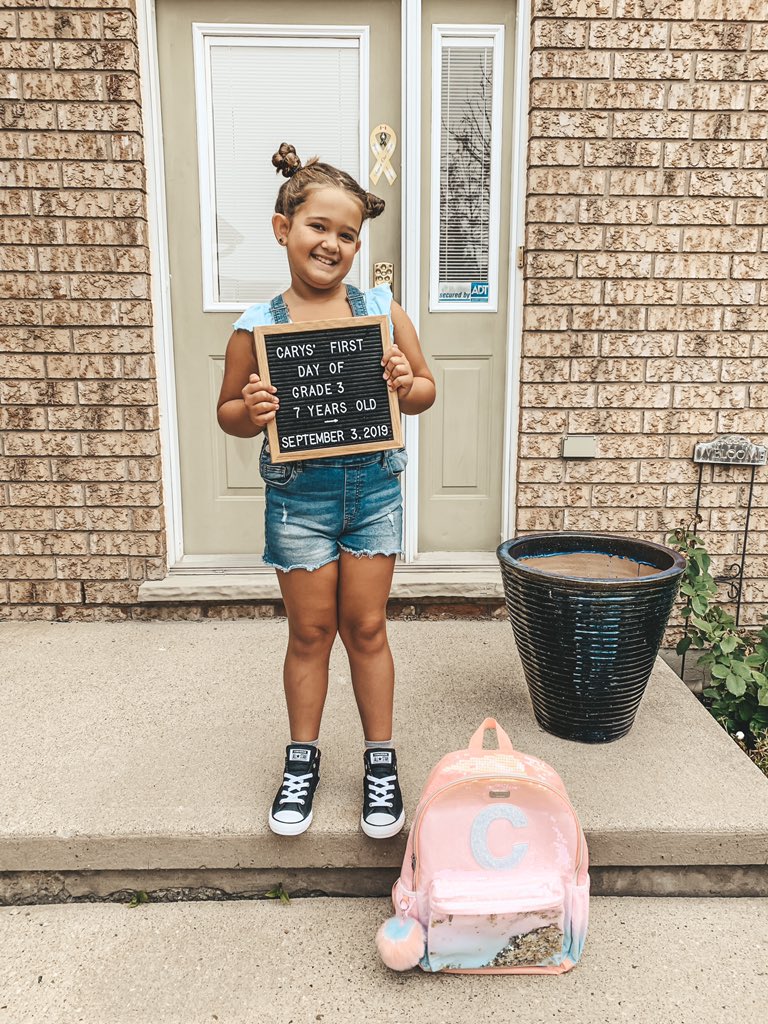 vickymariano81's tweet photo. @MichelleMuio Carys couldn’t wait to get to school today! #WCDSBFirstDay https://t.co/EKGgUWaREO