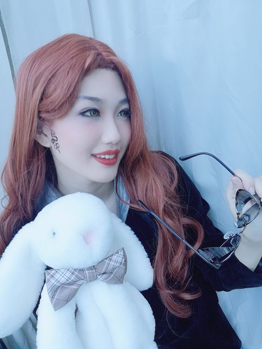 junjunnienie's tweet photo. Cosplaying as the ineffable wives last weekend while broadcasting and emceeing at #animangaki2019 😇💖😈 Really enjoyed meeting fellow fans and talk about the series! @neilhimself @michaelsheen @GoodOmensPrime #GoodOmens #goodomenscosplay #GoodOmensPrime #Aziraphale #Crowley https://t.co/RkW1xvLXI6
