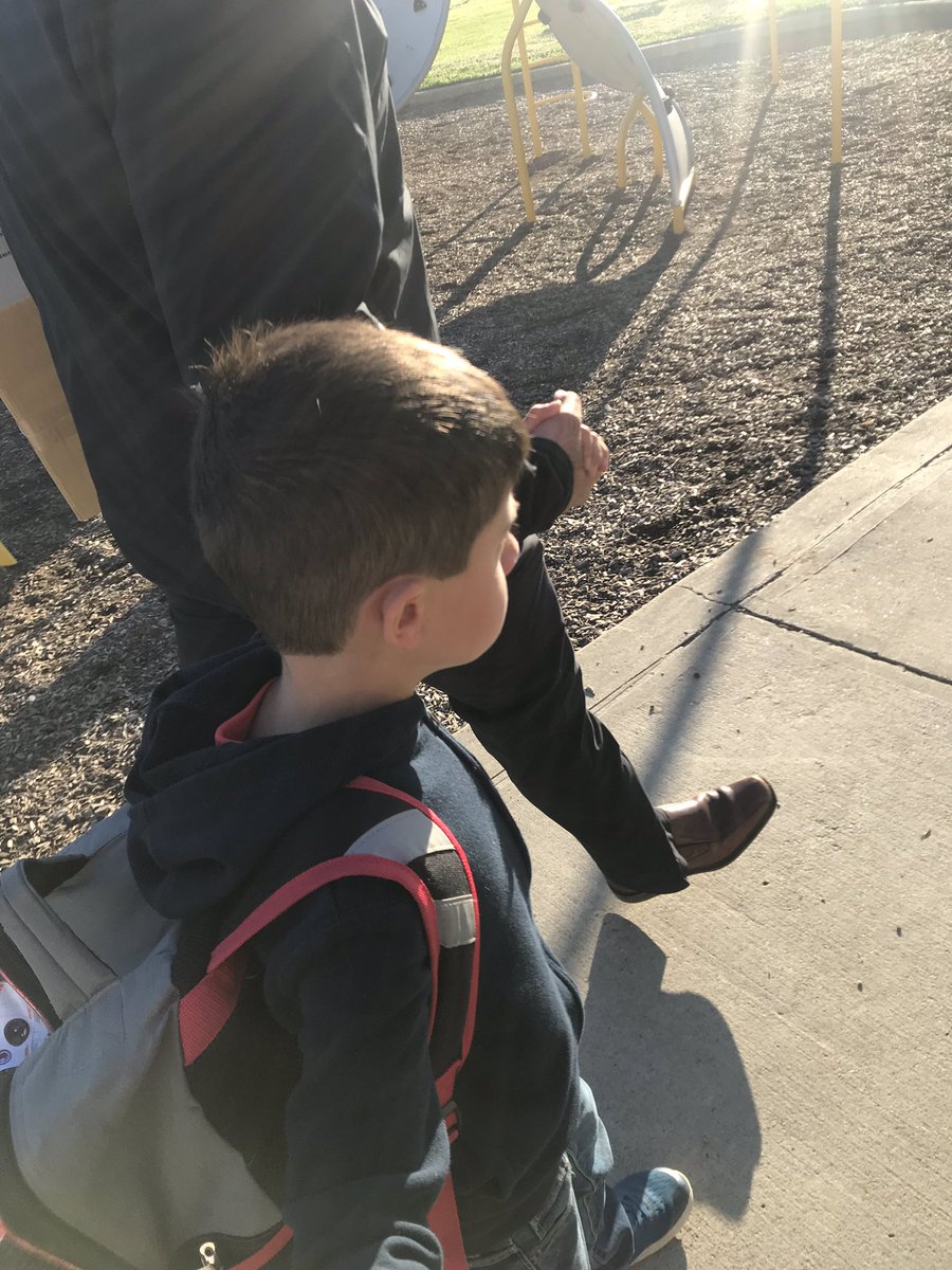 pancholi_rakhi's tweet image. First day of Grade 1 for our family today! Like most families, it was exciting &amp;amp; emotional. But I’m also worried. Not about if he’ll miss me (he didn’t!) or make friends (he did!) or eat all of his lunch(yup, all of it!) but I’m worried about his education. #abed #ableg 1/